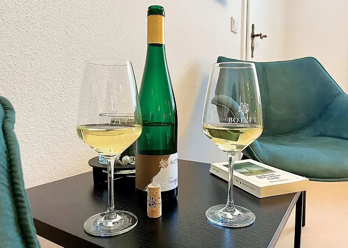 1595 Im Weingut Botzet Maring-Noviand